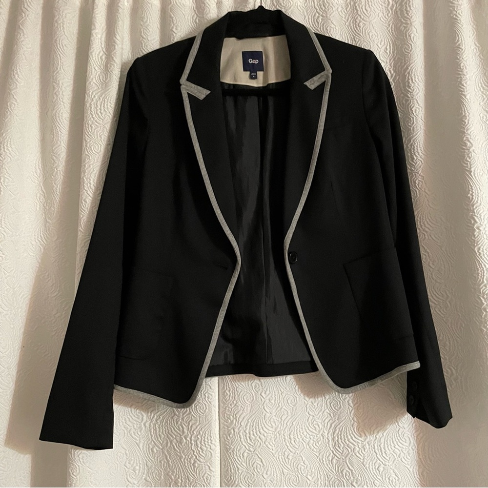 Gap Women's Black w/ Grey Trim 1-Button Lined Career Work Blazer. Size 6